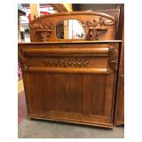 ANTIQUE AND COLLECTIBLE AUCTION
