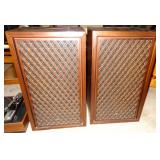 PAIR OF VINTAGE SANSUI SP-2000