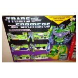 MINT TRANSFORMERS PLAY SET