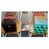 LOTS OF OLD 45 RPM VINYL RECORDS 