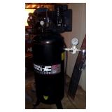 CAMPBELL HAUSFELD PROFESSIONAL   5 HP CAST IRON AIR COMPRESSOR  MODEL VT 558705AJ