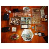 LOTS OF VINTAGE COSTUME JEWELRY