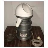 VINTAGE DRUG STORE SUNKIST FRUIT JUICE EXTRACTOR WORKS GREAT, ALL ORIGINAL