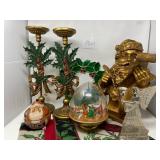 Cool Current Day Christmas Decor