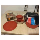 Pyrex Travel Bag and Bowl, 1.5 qt Casserole Dish, 9x9 Pyrex