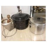 Water Bath Canner, Colander, and Stock Pot