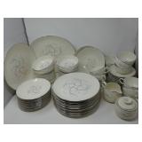 Rhythm Homer Laughlin Service for 12 China Set USA