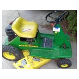 John Deere 65 Riding Lawnmower