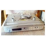 Under Cabinet CD AM/FM Radio