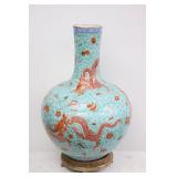 19th century Chinese famille rose vase