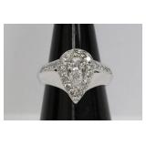 a center D/SI1 diamond ring