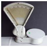 C/1920 Porcelain Candy Store scale 