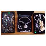 Lots og Good Costume incl Sterling