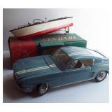 1967 Wen-Mac Lg Mustang & 50s Bat-Op Speed Boat in Box
