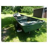 14 ft. Live well, Casting seat.