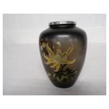 1868-1912 antique Japan Vase