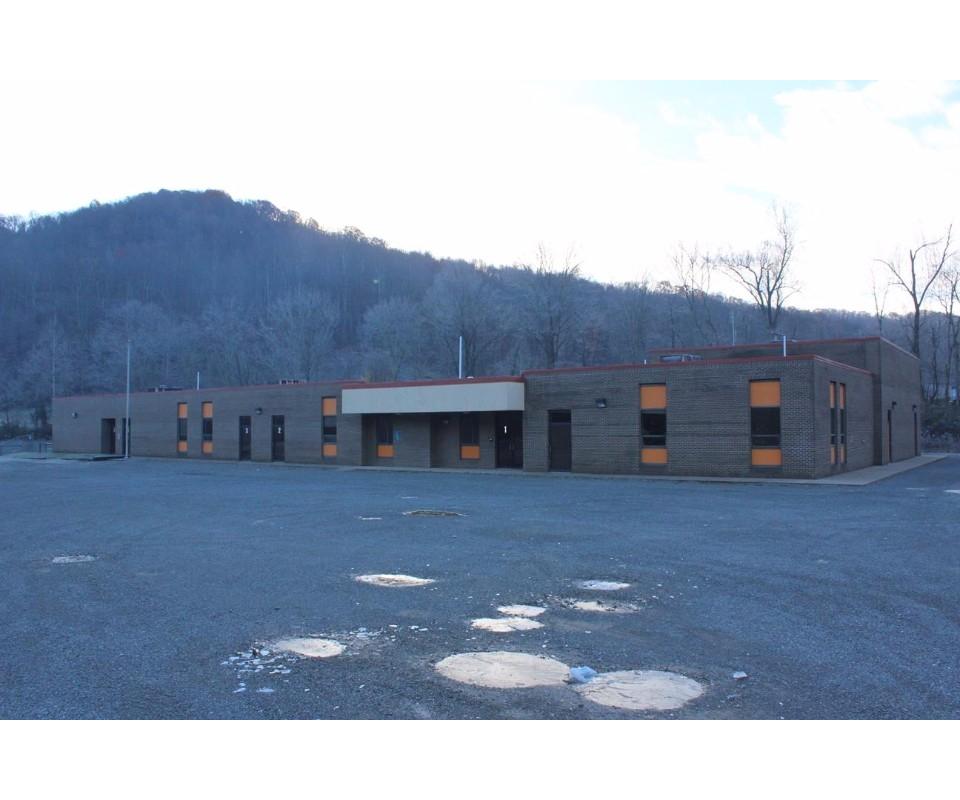 Former Mount Vernon Elementary School