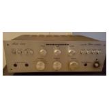 Vintage Marantz Model 1060 Stereo Amplifier
