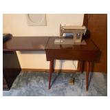 Keynote Sewing Machine and Stand