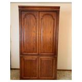 Traditional Wooden TV/Entertainment Wall Unit