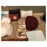 Pillows/Curtains/Waterproof Mattress Covers