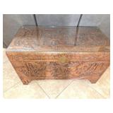 12/27 Asian Elegance: Rosewood, Jade, Netsukes & Decor 300+