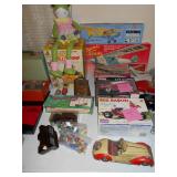 vintage models and monkey