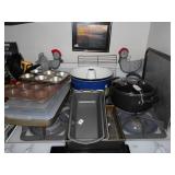 Many kitchen items