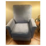 2 RECLINERS
