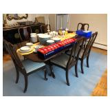 Dining table - Ethan Allen 