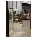 Tri-fold floor mirror