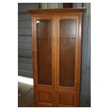 (10 Gun)Oak Gun Cabinet