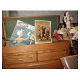 Wood salesman case and vintage magazines