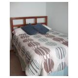 Full size headboard and linens