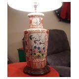 Vintage porcelain Chinese lamp