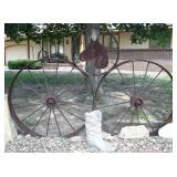 Artisan made wagon wheel & horse yard art