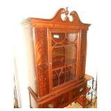 400+ lots. Mahogany China Cabinet