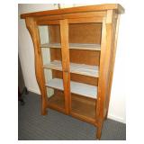 OAK CHINS HUTCH