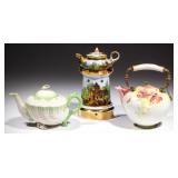 Sample of porcelain teapots from the Strong Museum collection