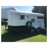 Horse trailer w/dressing