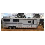 2002 Silver Star 4 horse living quarters 
