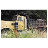 1984 Peterbilt dump