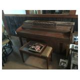 Spinet PIano