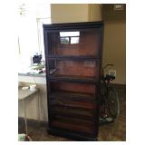 Lundsrom 5 stack plus bottom drawer & top  