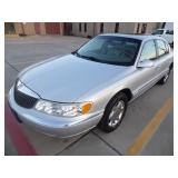 2002 Lincoln Continental - Runs - current bid $325