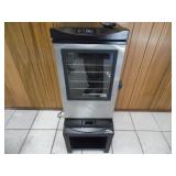 Working Masterbuilt Electric Smoker - current bid $40