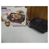 Working Sunbeam Electric Indoor Grill - current bid $10
