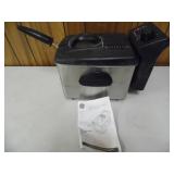 Working GE Stainless Steel Deep Fryer - current bid $10
