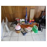 Group of Homewares and Electronics - current bid $10