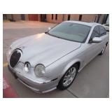 2004 Jaguar S-Type 4.2 - Runs Current bid $1050